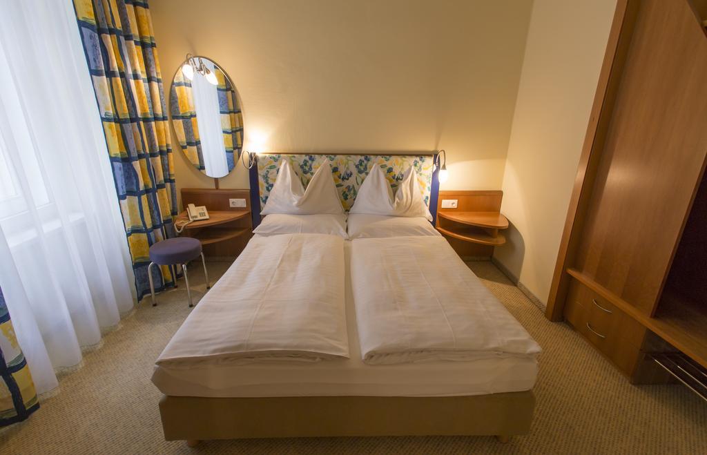 Aparthotel Starlight Renngasse 4*
