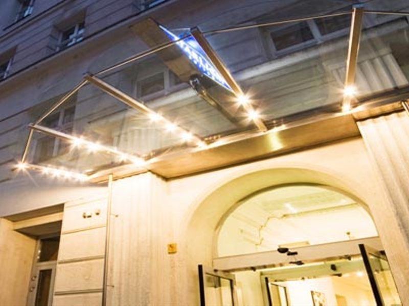 Starlight Renngasse Aparthotel Vienna