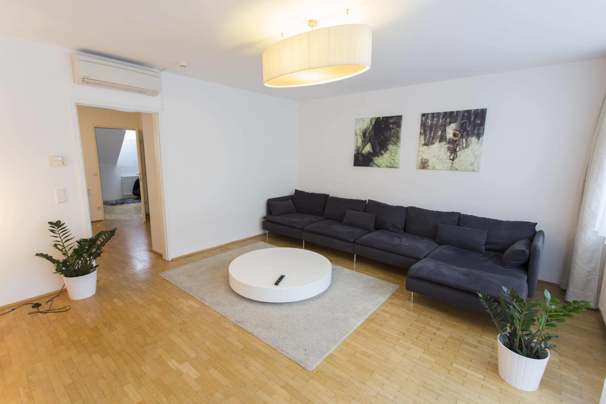 Starlight Renngasse 4* Vienna